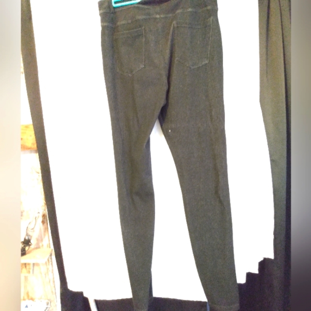 Women's jeggings